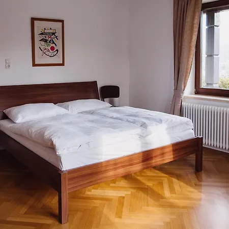 Zimmer & Appartements In Der Gamlitzerstrasse Ehrenhausen Room photo