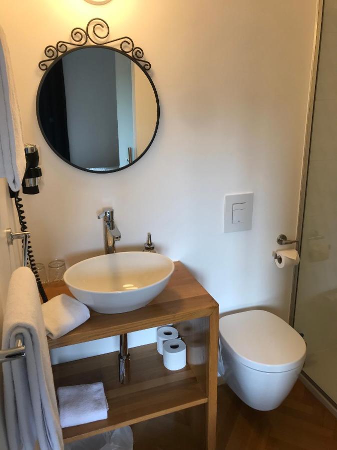 Zimmer & Appartements In Der Gamlitzerstrasse Apartment Ehrenhausen